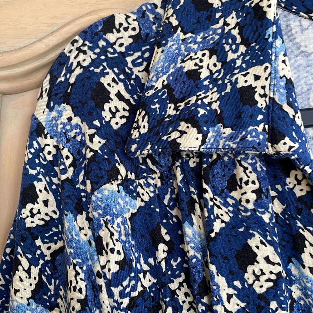 Dress - Picture 3 of 8